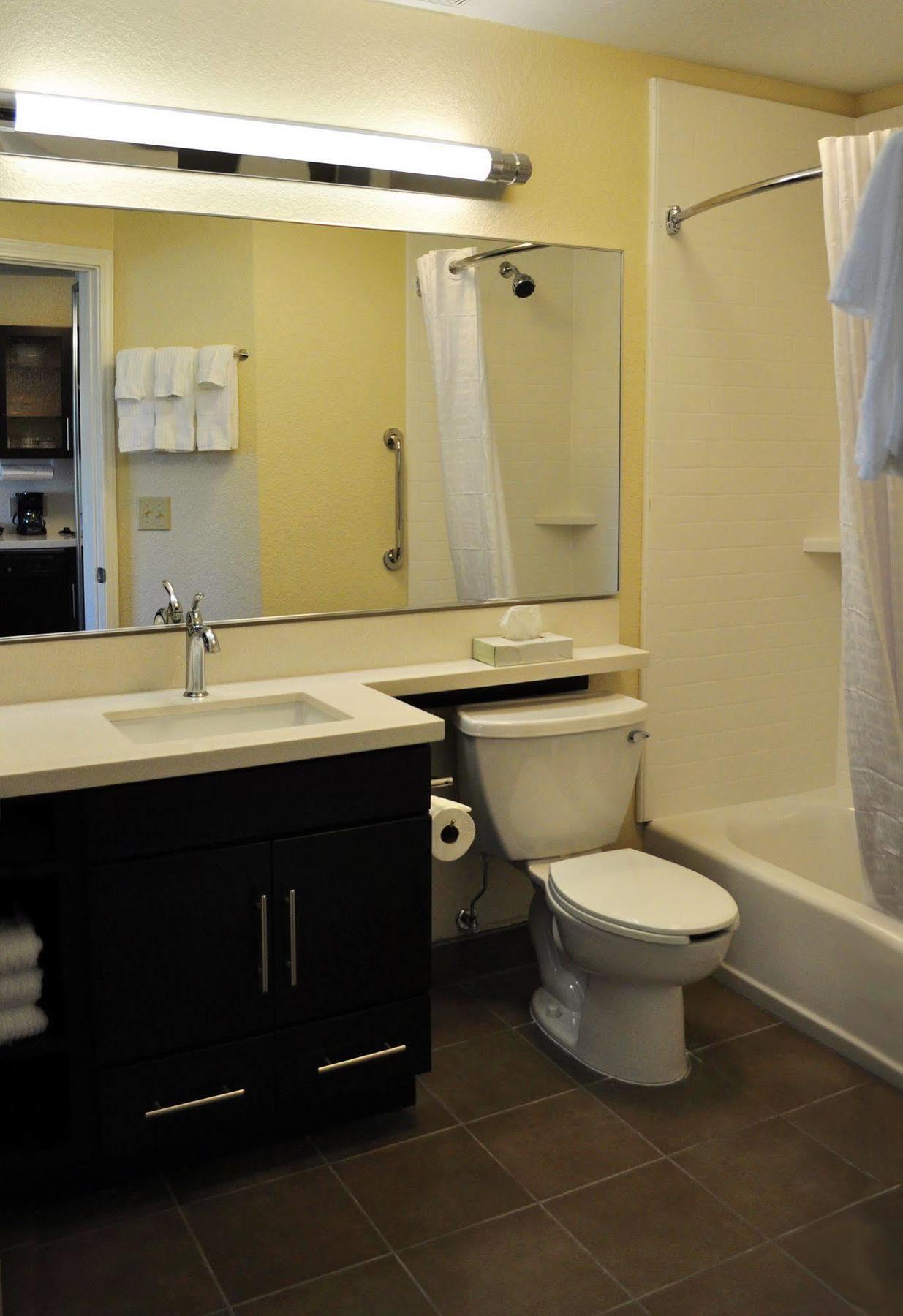 Candlewood Suites Bay City By Ihg Exterior foto